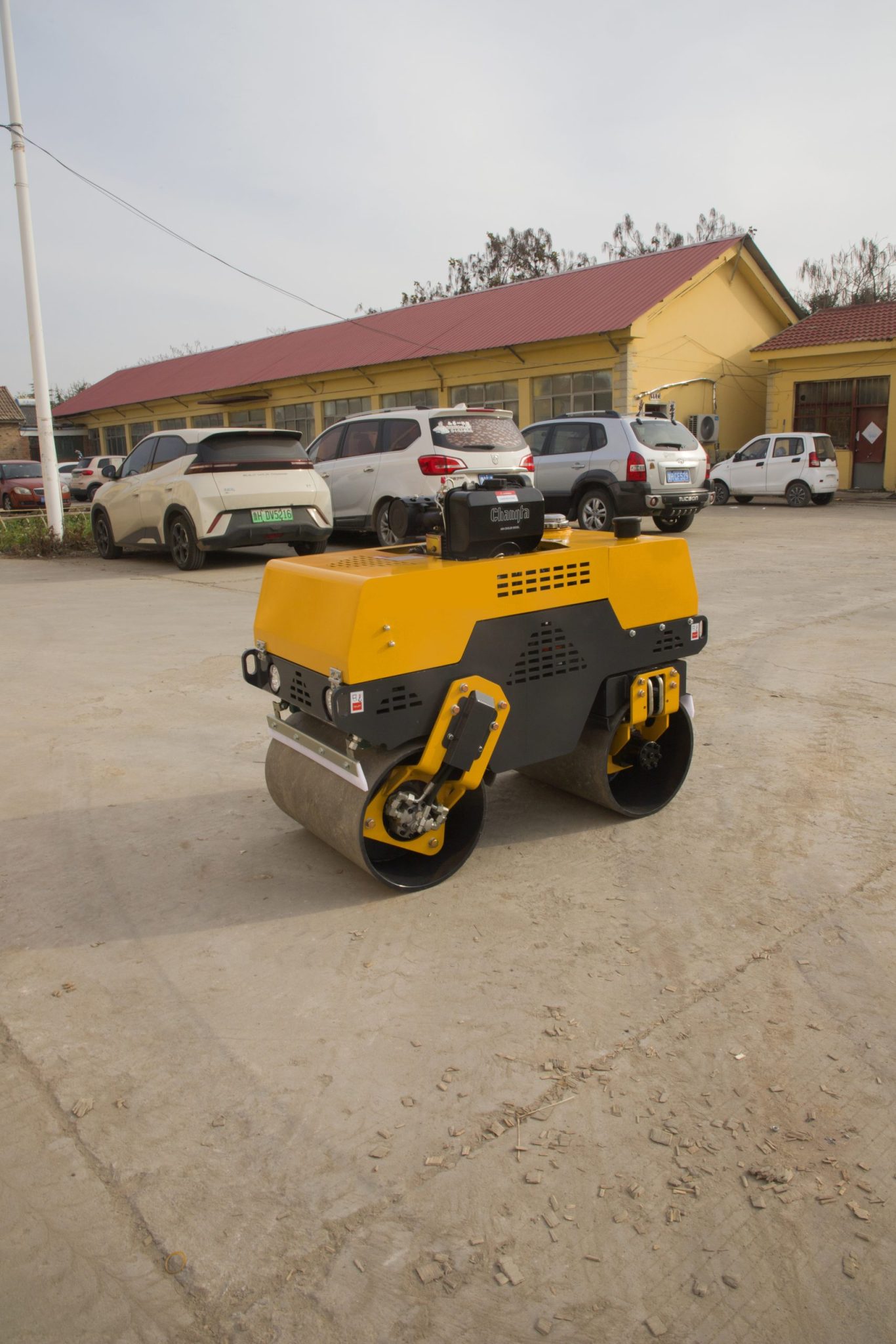 LUXIN LX800JS 0.8-Ton Remote Control Double Drum Vibratory Roller - Image 5