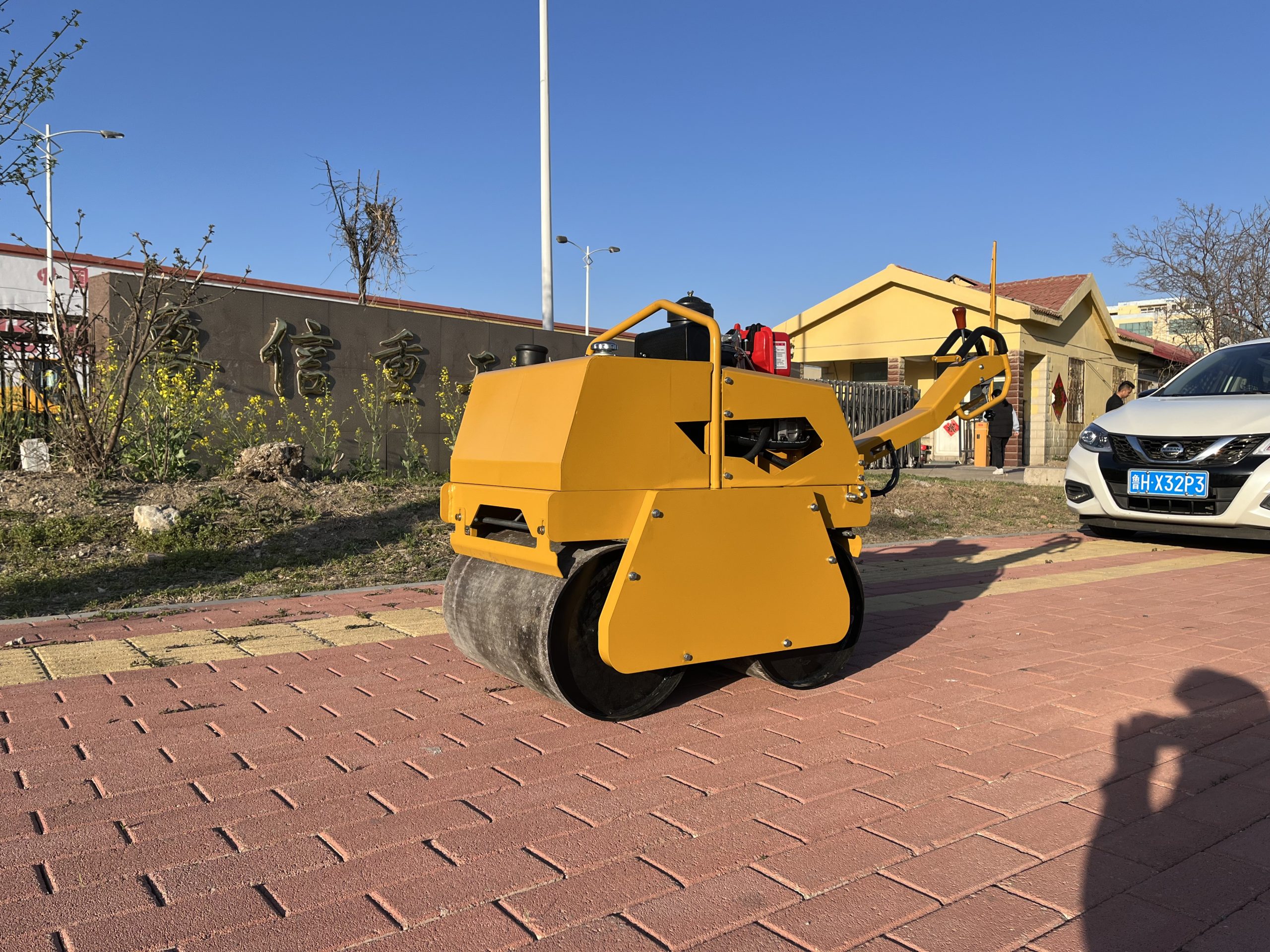 500 kg Walk-Behind Double Drum Vibratory Roller - Standard Export Version - Image 3