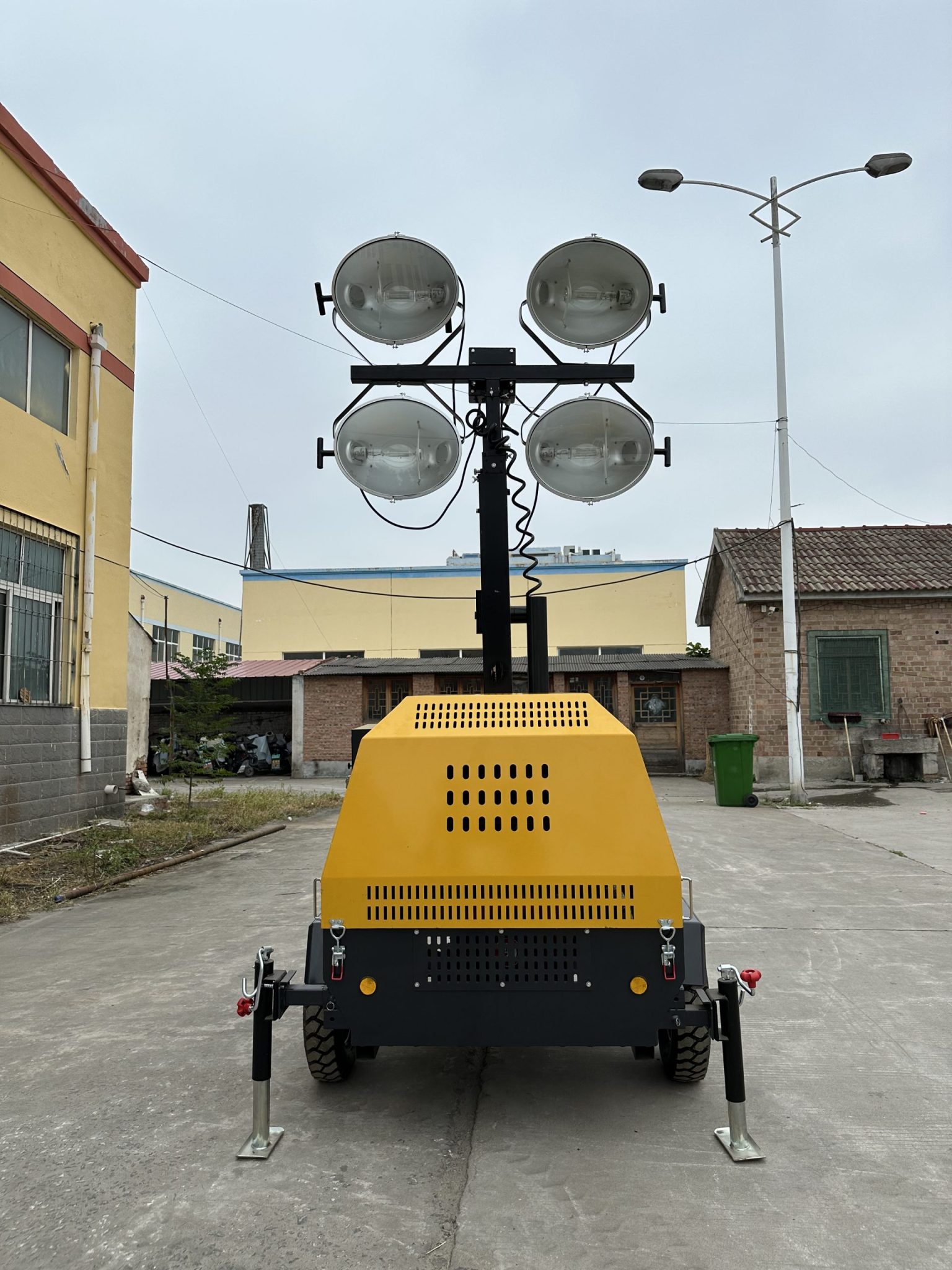 LUXIN Mobile Metal Halide Lighting Tower - Image 5