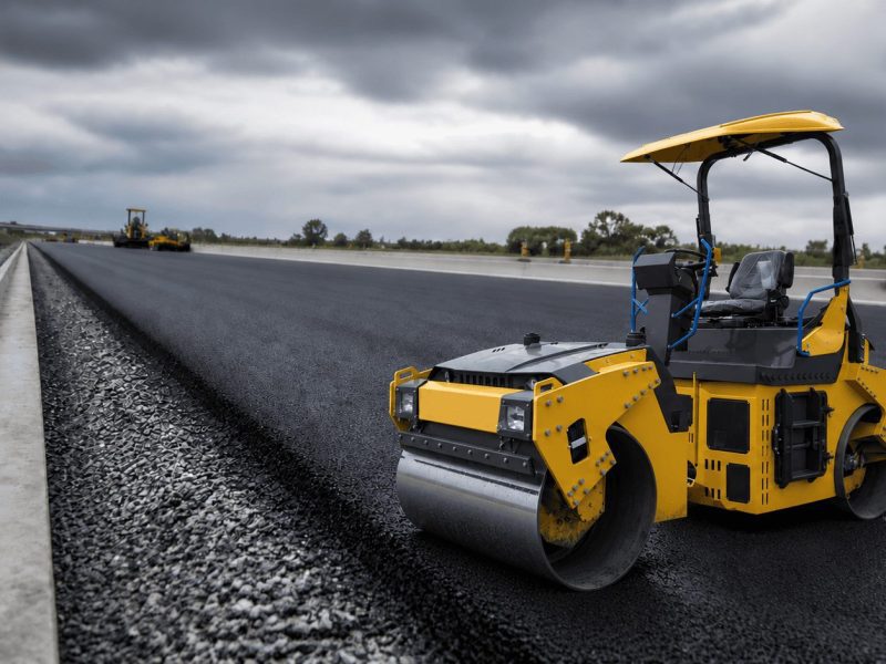 LUXIN compact machinery for urban construction