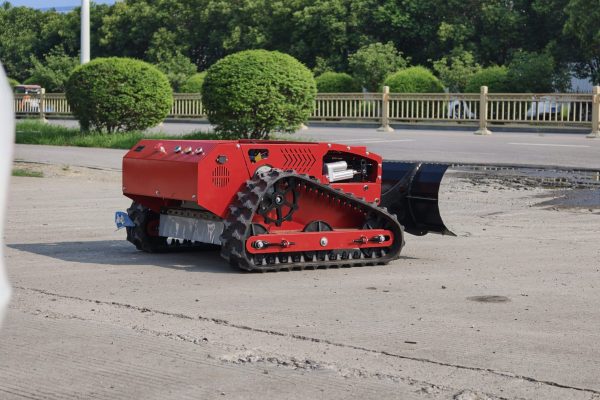 LUXIN road machinery at an overseas jobsite