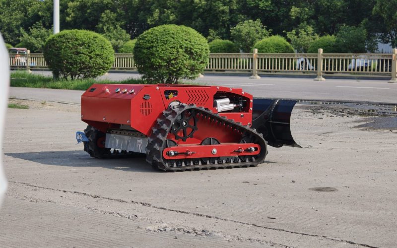 LUXIN road machinery at an overseas jobsite